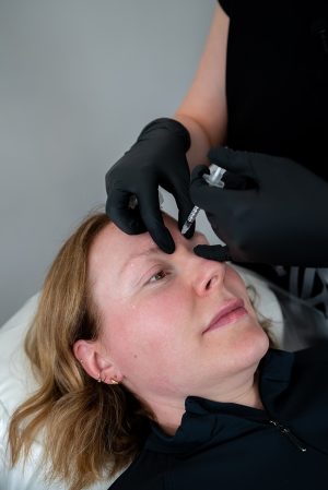 Dr Rachel – the woman behind the needle